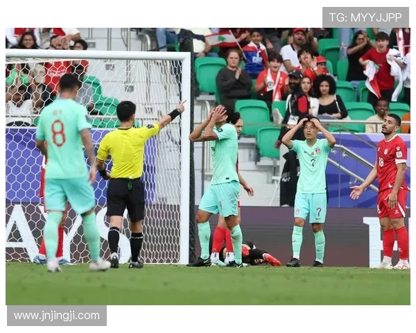 亚洲杯焦点大战国足逆转制胜强敌全场高能表现激情点燃全国球迷热情