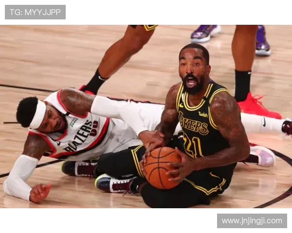 浓眉哥领衔湖人击败勇士夺胜 罗斯状态回暖詹姆斯打破个人得分新纪录