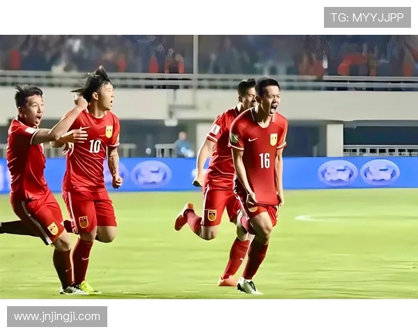 中国足球队备战世界杯预选赛迎战强敌全力争胜球迷期待精彩表现